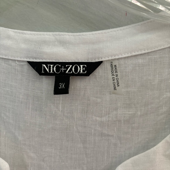 Nic+Zoe 3X White V-Neck Sleeveless Mixed Material (Linen/Polyester)Blouse - Picture 3 of 11